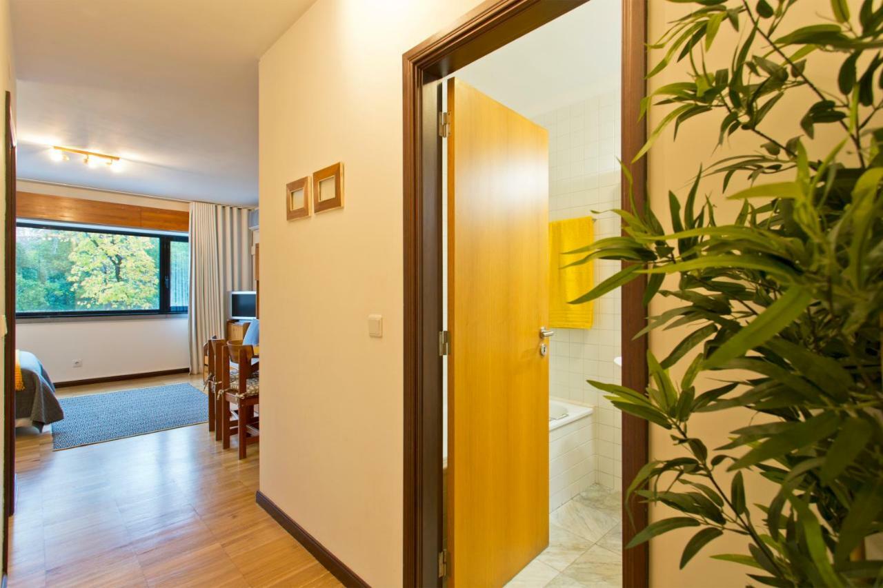 Js Apartment Coimbra Bagian luar foto